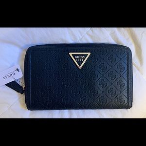 Guess Travel Pouch/Wallet